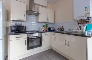 Mackintosh Place, Cathays, Cardiff - Image 2